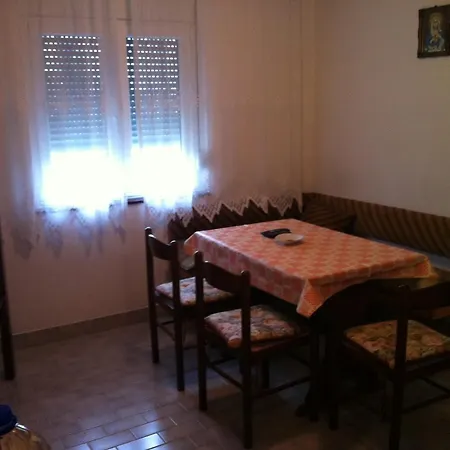 Curic Apartmán Povljana